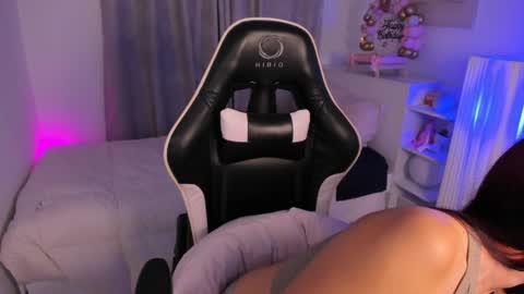 Gabriela online show from April 6, 4:08 pm