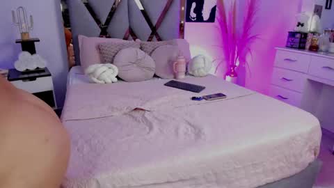 Gabriela let my eyes dazzle you with pleasure online show from April 24, 7:16 pm