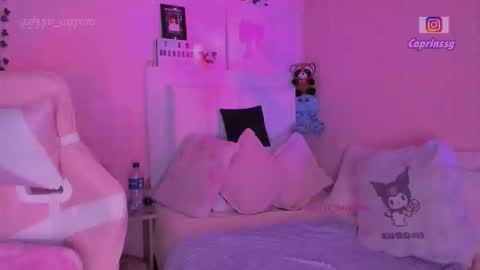 gabyye capprins online show from March 5, 1:36 am