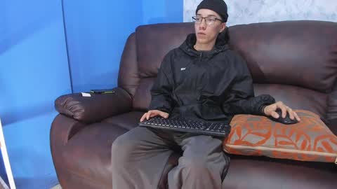gadiel_sex online show from February 25, 12:38 pm
