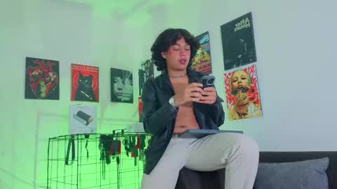 Gael Conner online show from October 24, 3:29 am