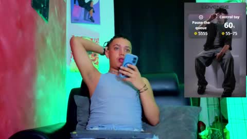 Gael Conner online show from April 28, 3:33 am