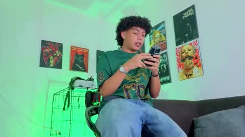 Gael Conner online show from October 22, 3:10 am