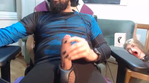 your master online show from February 1, 4:03 am