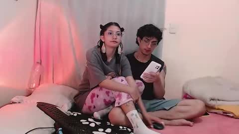 Gaia y Clayde online show from February 7, 7:39 pm