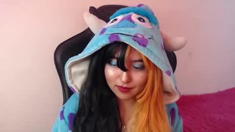 Kate 3 online show from November 28, 7:43 pm