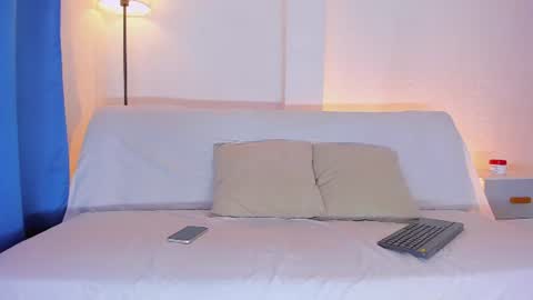 gal_stone_ online show from July 26, 1:58 am