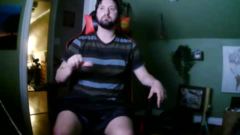 ganisishere online show from April 18, 1:29 am