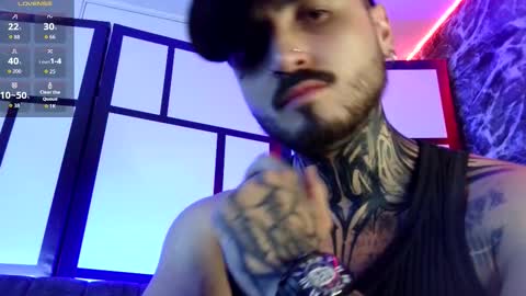 Chris  Dont forget to gift me thumb up Its very important to me and makes me happy AF  online show from November 25, 6:56 am