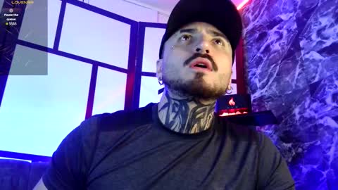 Chris  Dont forget to gift me thumb up Its very important to me and makes me happy AF  online show from December 1, 7:39 am