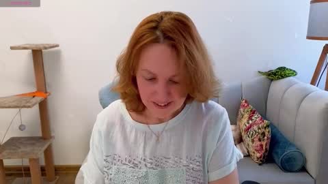 Ava online show from March 19, 7:03 am