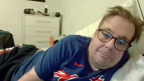 Gary online show from March 2, 12:48 am