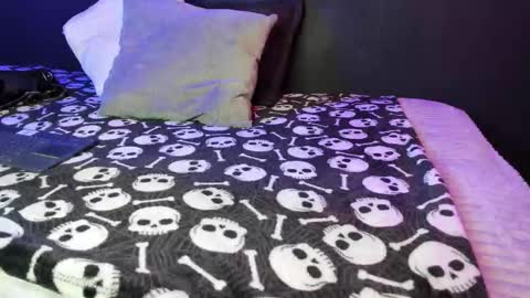  Usagi  online show from September 11, 7:37 pm