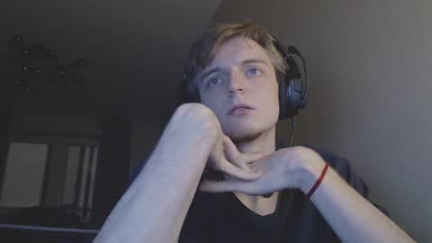 gasturfahe online show from December 19, 11:14 pm