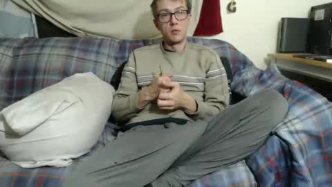 Snapshot of gdanch chatting on January 30, 11:22 am G online show from January 30, 11:22 am