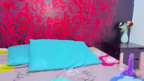 Geminis online show from April 23, 2:19 pm