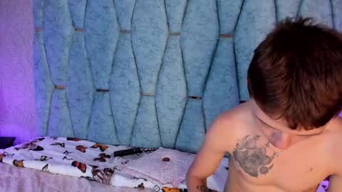 genesis_and_jack online show from January 11, 3:23 am