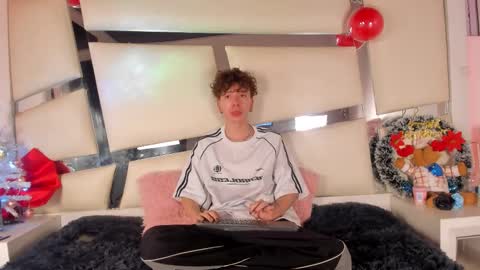 genesis_js online show from December 18, 4:19 am