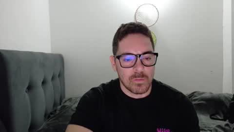 genesis_wb online show from February 5, 1:53 am