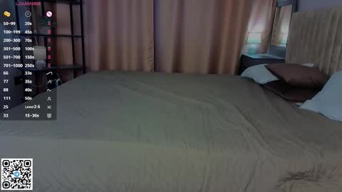 Amely  online show from November 23, 4:32 am