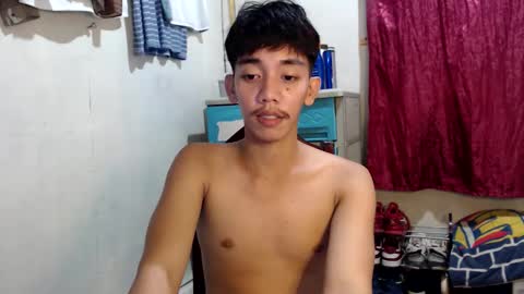 Rayl online show from February 23, 4:53 pm