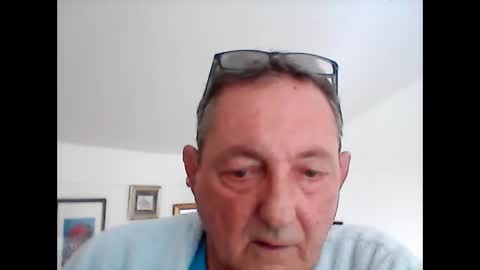 georg1412 online show from June 1, 8:37 am