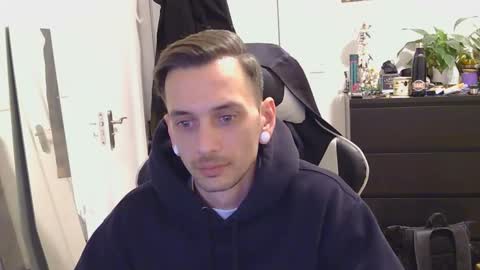 georgek0011 online show from April 21, 9:55 pm