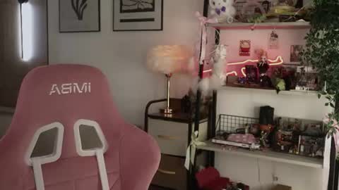 georgiamorandi online show from July 7, 3:16 pm
