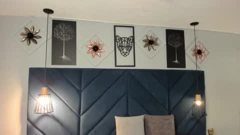 Georgina  online show from March 19, 11:15 am