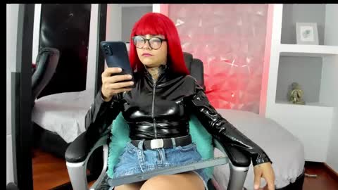 Snapshot of georgina_vega chatting on March 11, 10:53 pm Georgina online show from March 11, 10:53 pm