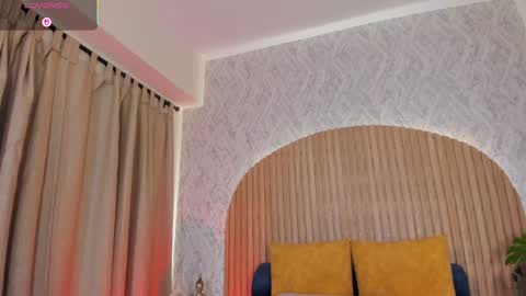 Snapshot of georginna_sins chatting on September 24, 1:29 pm Kendal online show from September 24, 1:29 pm