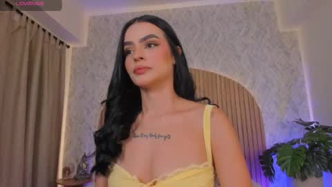 Snapshot of georginna_sins chatting on October 21, 2:32 pm Kendal online show from October 21, 2:32 pm