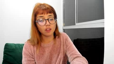 Snapshot of ghostcrimson chatting on October 12, 3:32 am andy online show from October 12, 3:32 am