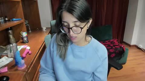 Snapshot of ghostcrimson chatting on February 17, 5:04 am andy online show from February 17, 5:04 am