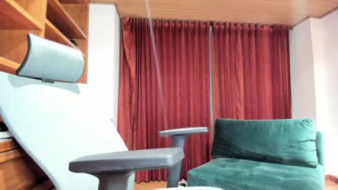 Snapshot of ghostcrimson chatting on February 7, 5:10 am andy online show from February 7, 5:10 am