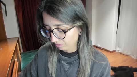 Snapshot of ghostcrimson chatting on March 12, 2:09 am andy online show from March 12, 2:09 am