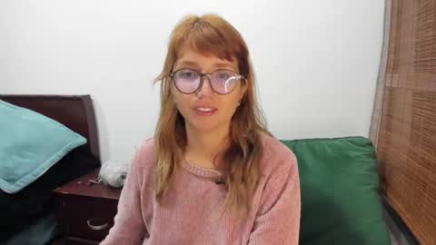 Snapshot of ghostcrimson chatting on October 26, 3:29 am andy online show from October 26, 3:29 am