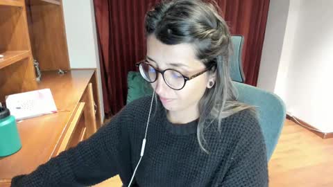 Snapshot of ghostcrimson chatting on February 12, 5:05 am andy online show from February 12, 5:05 am