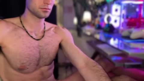 big boy ghost face online show from November 2, 2:44 am