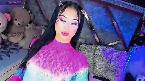 Snapshot of gia21xxx chatting on October 19, 5:12 am Gia Ferrara online show from October 19, 5:12 am