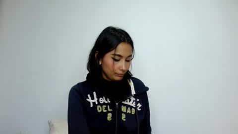 Snapshot of gia_lee10 chatting on October 2, 3:16 am Gia Lee online show from October 2, 3:16 am