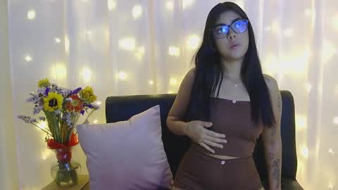 Snapshot of gia_massa chatting on October 18, 12:04 am Gia Massa online show from October 18, 12:04 am