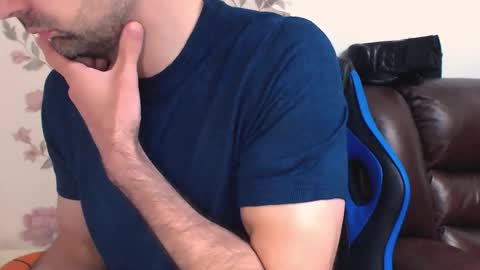 Gianni online show from April 18, 3:36 pm