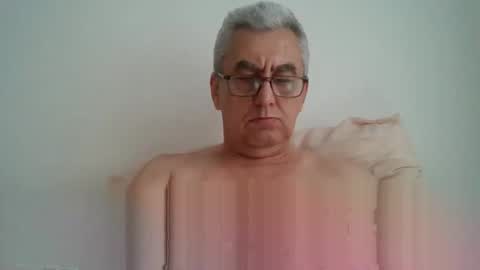 gigi1970 online show from April 19, 1:12 pm