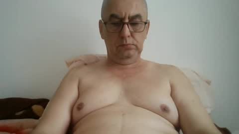 gigi1970 online show from June 22, 7:38 am