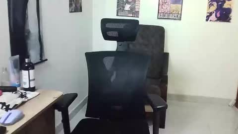 GIGI STCOTT online show from November 30, 2:40 am