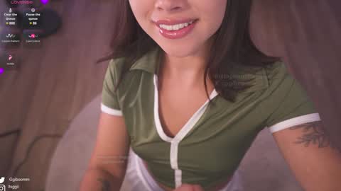 Snapshot of gigi_ulala chatting on December 2, 10:51 pm 80 off in my OF gigipriv  online show from December 2, 10:51 pm