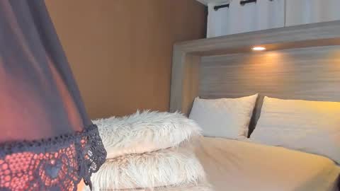 gigi wilden online show from January 6, 11:25 am