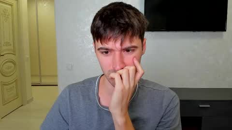 gilbertogonzales online show from February 27, 5:47 pm