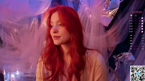 Stacy online show from December 19, 6:14 pm